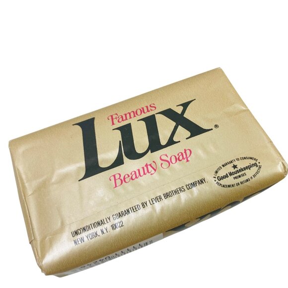 Vintage Lux Beauty Soap Set Of 4 Bars 4.75 Oz & 5 Oz Rare New Old Stock - Picture 2 of 2